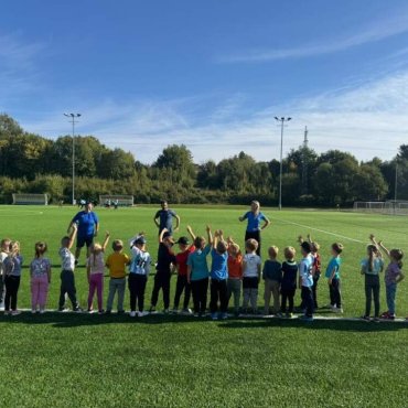 Sportovní dopoledne na fotbalovém stadionu "Stovky"